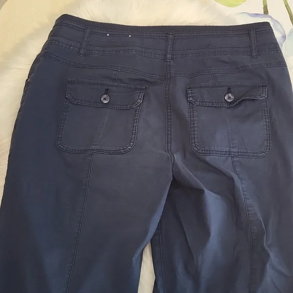 Capri pants - Picture 5 of 11